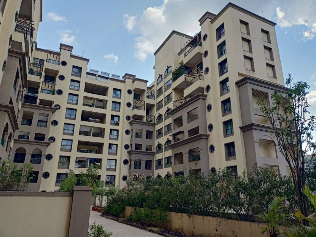 3 BHK + Servant Room 1750 Sq.Ft. Apartment in Karia Konark Krish Phase I