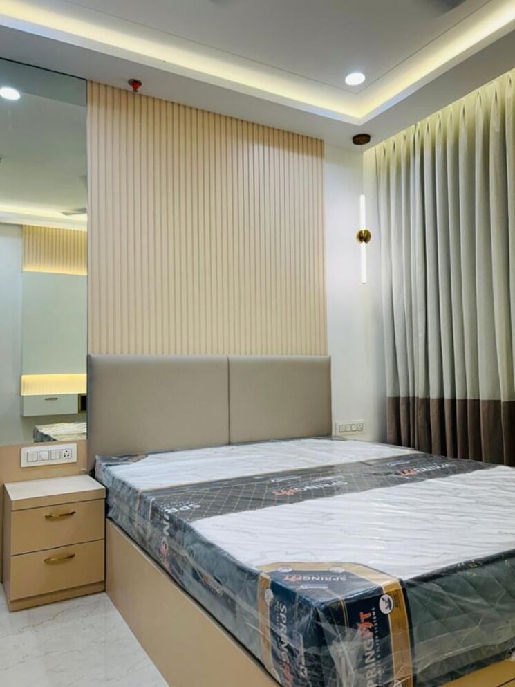 Bedroom, supreme-estia-phase-1 3 Bedroom 1500 Sq.Ft. Apartment In Baner Pune 9921527