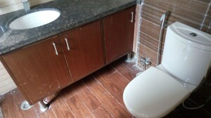 Furnished Amenities in 4 BHK Builder Floor at Safdarjung Development Area – for Rent