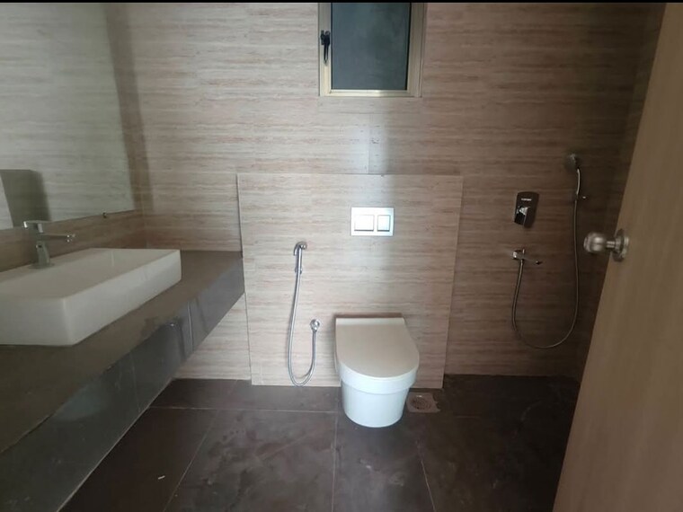 Bathroom, rajesh-raj-infinia 3 Bedroom 1590 Sq.Ft. Apartment In Malad West Mumbai 9921545