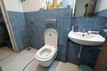 Bathroom in 1 BHK Apartment at Kavya Hill View CHS, Anand Nagar – for Rent