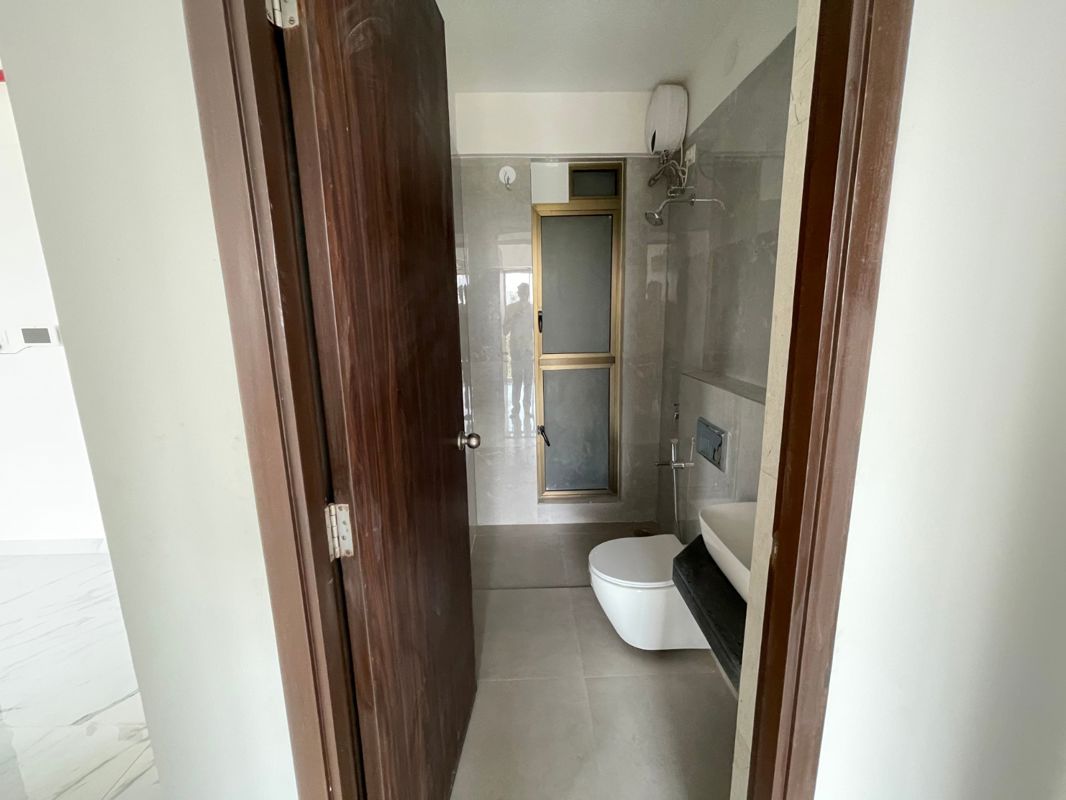 1 BHK + Pooja Room 650 Sq.Ft. Apartment in Vihang Valley Rio