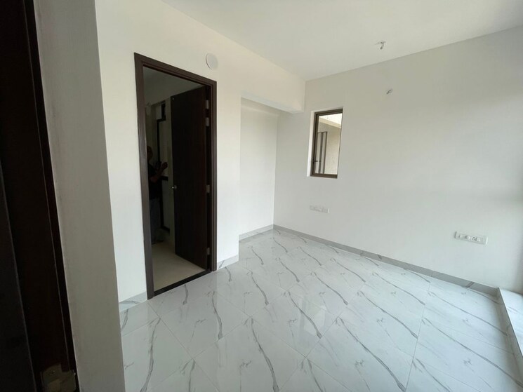 Room, vihang-valley-rio 1 Bedroom 650 Sq.Ft. Apartment In Kasarvadavali Thane 9921561