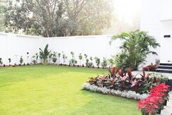 4 BHK + Pooja Room,Servant Room,Extra Room,Basement,Store Room Independent House For Rent in Maharani Bagh