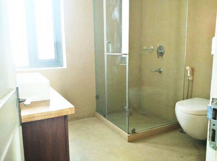 Bathroom, maharani bagh 4 Bedroom 4000 Sq.Ft. Independent House In Maharani Bagh Delhi 9921546