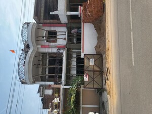  Showroom For Rent in Gomti Nagar