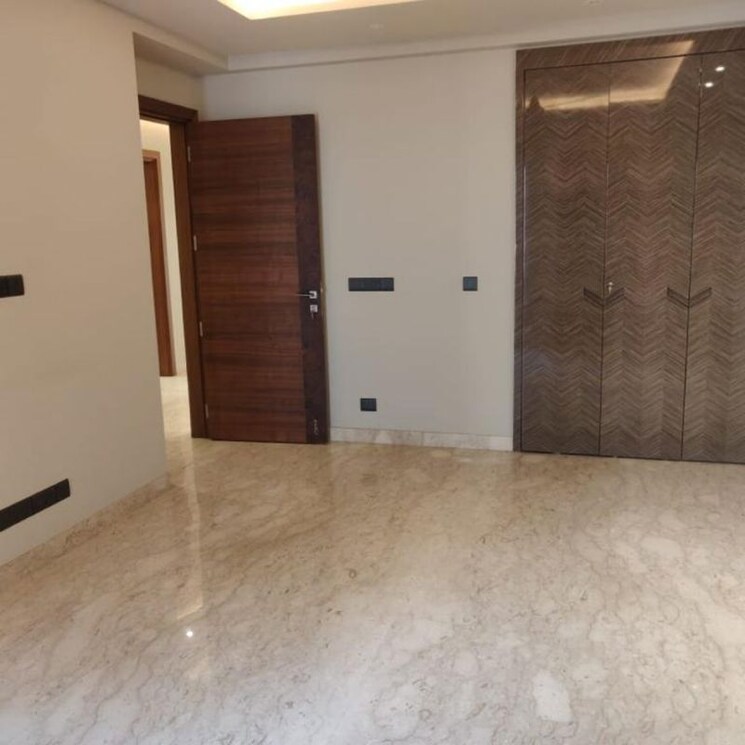 Room, panchsheel park 3.5 Bedroom 2700 Sq.Ft. Builder Floor In Panchsheel Park Delhi 9921570