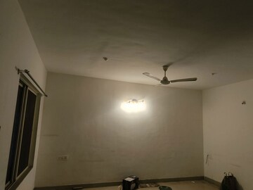 Room in 3 BHK Apartment at Manav Silver Skyscapes, Wakad – for Rent