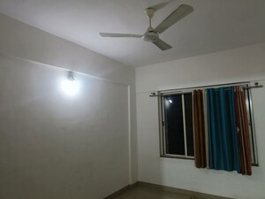 Room in 3 BHK Apartment at Manav Silver Skyscapes, Wakad – for Rent