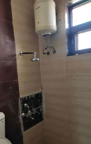 Furnished Amenities in 2 BHK Builder Floor at VIP Ashiana Homes, Vip Road – for Rent