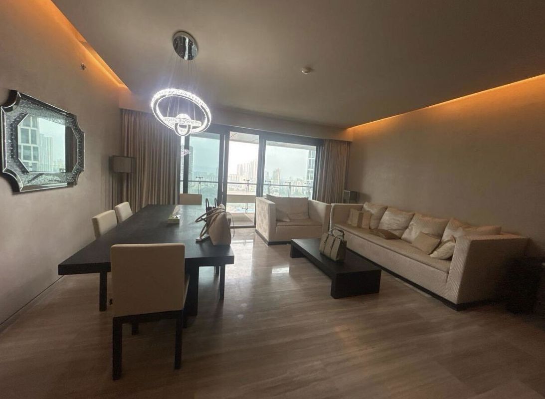 4 BHK + Servant Room,Study Room 2260 Sq.Ft. Apartment in Lodha Sea Face