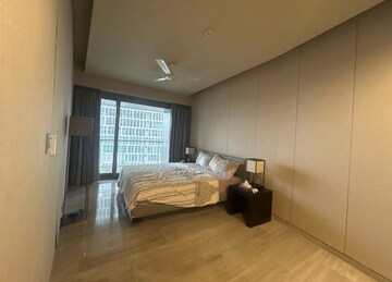 Room in 4 BHK Apartment at Lodha Sea Face, Worli – for Sale