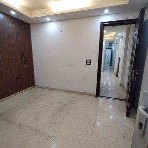 Room in 2.5 BHK Builder Floor at Malviya Nagar – for Rent