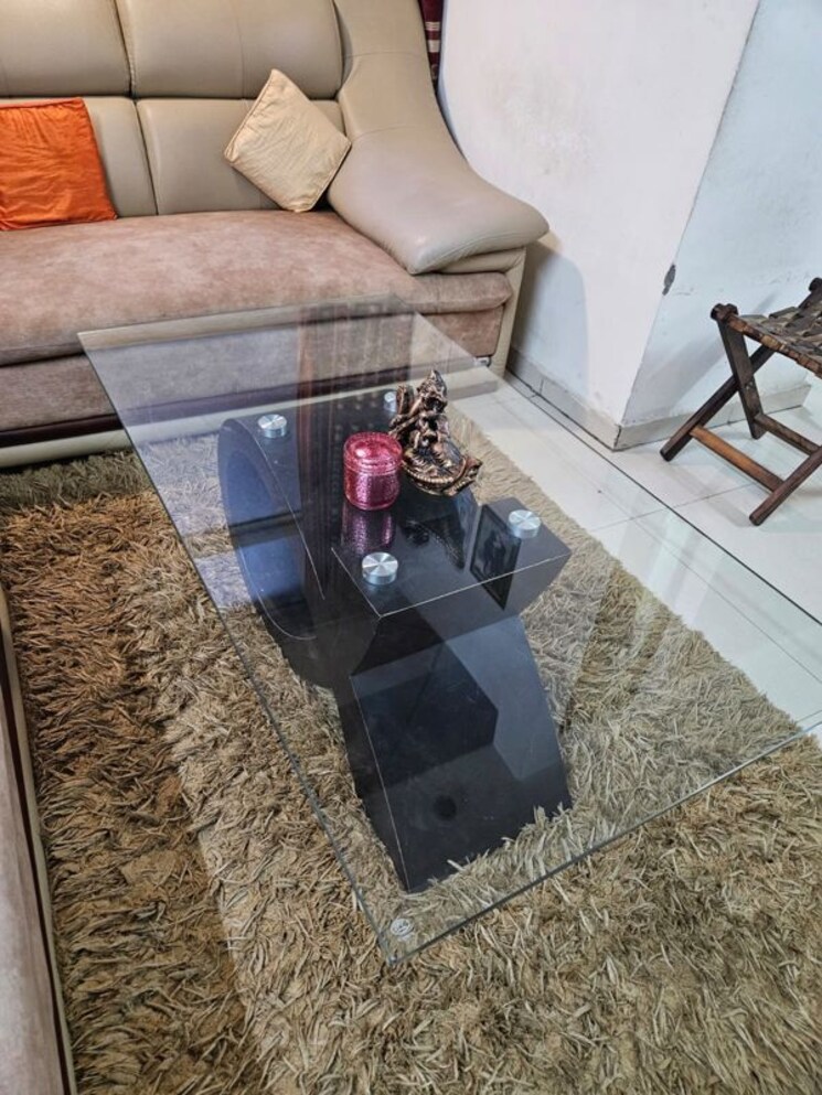 Living Room, prateek-wisteria 2 Bedroom 955 Sq.Ft. Apartment In Sector 77 Noida 9921600