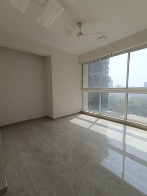 Room in 3 BHK Apartment at Tata Serein, Pokhran Road No Two – for Rent