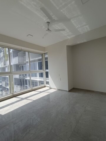 Room in 3 BHK Apartment at Tata Serein, Pokhran Road No Two – for Rent