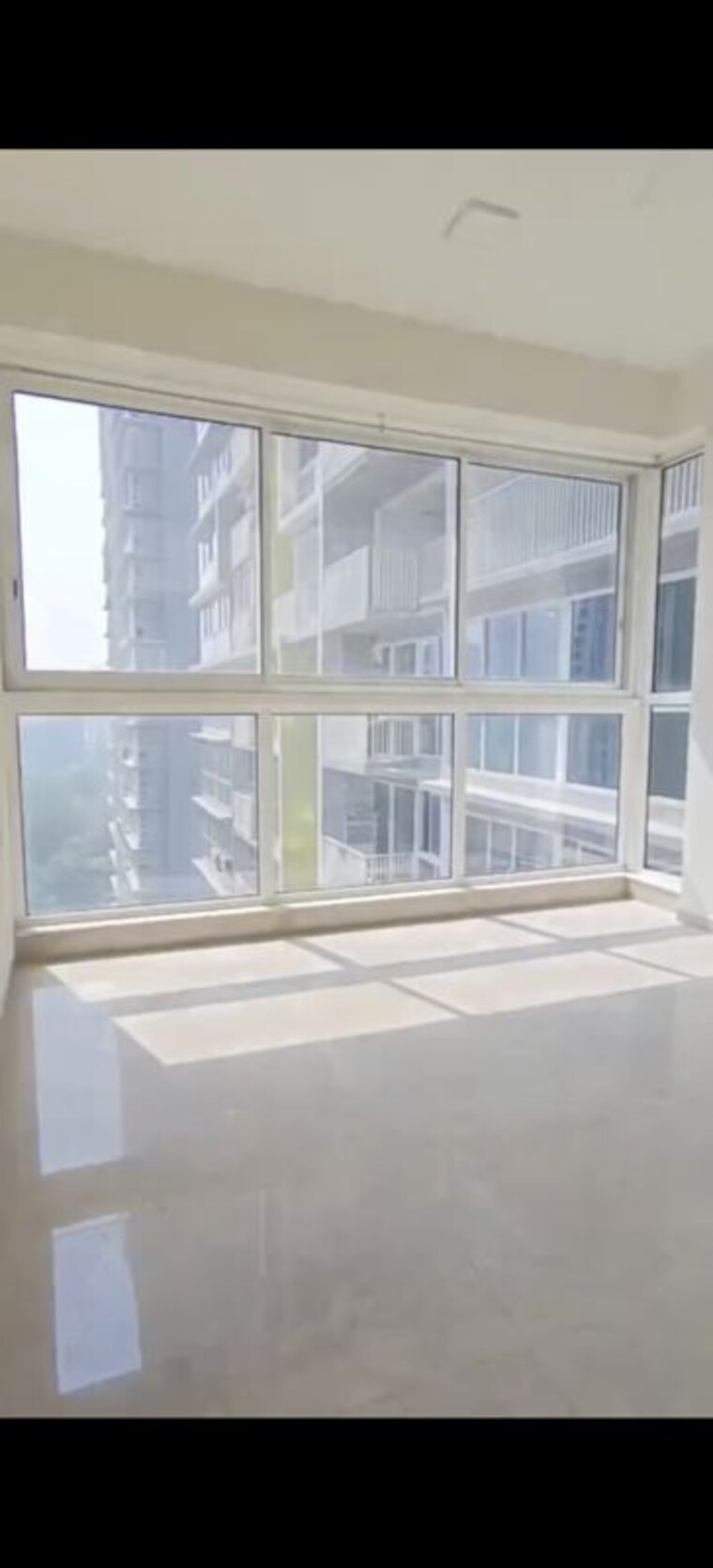 Room, tata-serein 3 Bedroom 965 Sq.Ft. Apartment In Pokhran Road No Two Thane 9921621