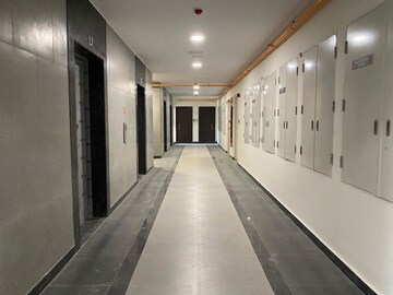 Building Lobby in 2 BHK Apartment at Kalpataru Elitus, Mulund West – for Rent