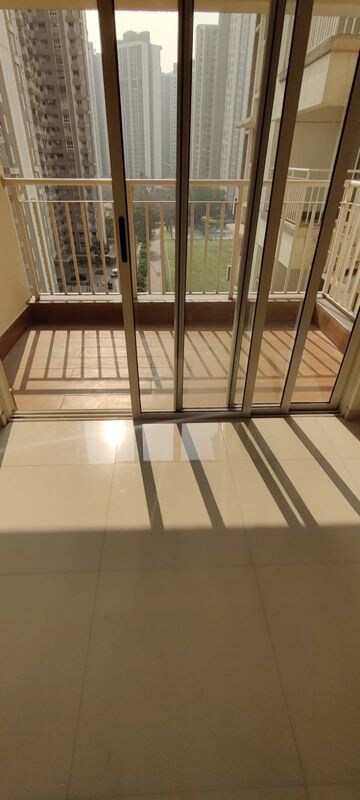 2 BHK Apartment For Sale in Lodha Amara Tower 24 And 25, Kolshet Road