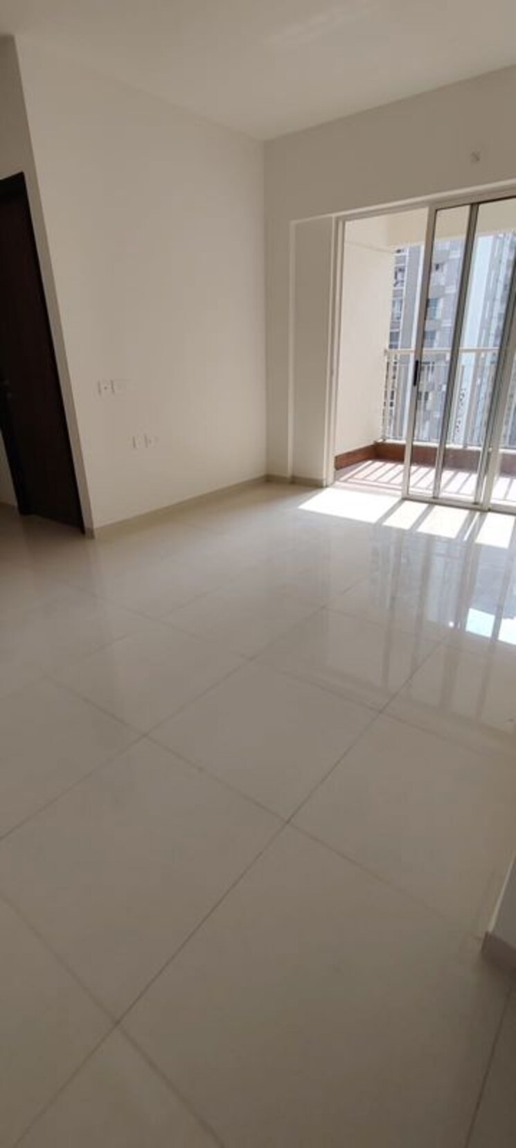 Room, lodha-amara-tower-24-and-25 2 Bedroom 722 Sq.Ft. Apartment In Kolshet Road Thane 9921625