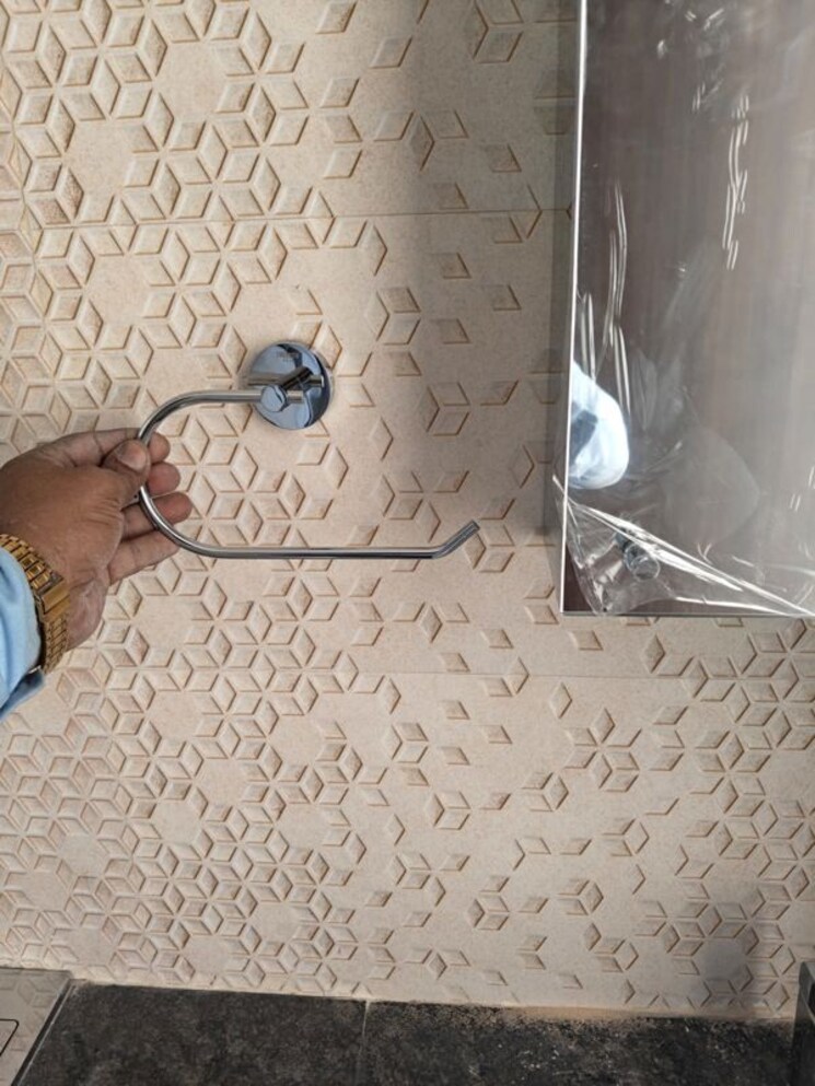 Bathroom, kalpataru-elitus 2 Bedroom 802 Sq.Ft. Apartment In Mulund West Mumbai 9921626