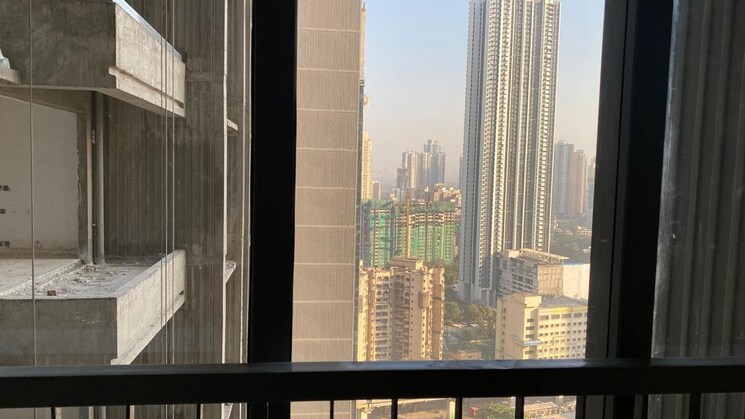 Swimming Pool, kalpataru-elitus 2 Bedroom 802 Sq.Ft. Apartment In Mulund West Mumbai 9921626