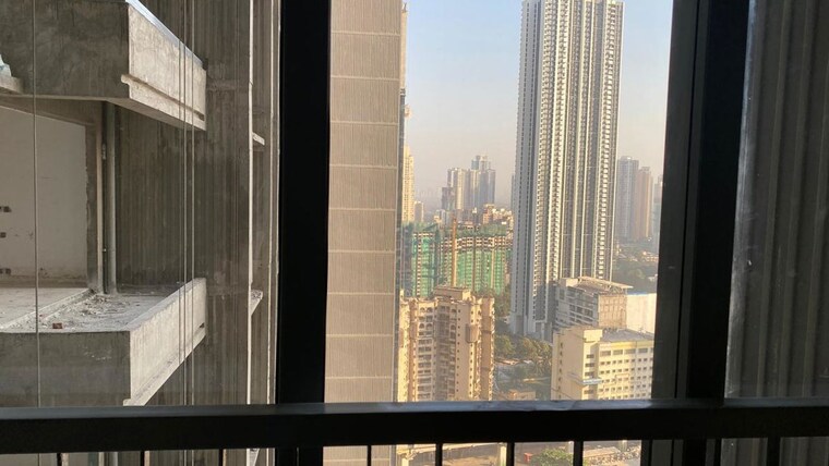 Swimming Pool, kalpataru-elitus 2 Bedroom 802 Sq.Ft. Apartment In Mulund West Mumbai 9921626