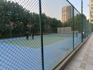 Balcony in Studio Apartment at DLF Cyber SEZ, Sector 24 – for Rent