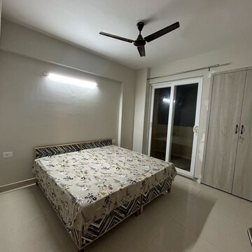2 BHK Apartment For Rent in Tata Eureka Park, Sector 150