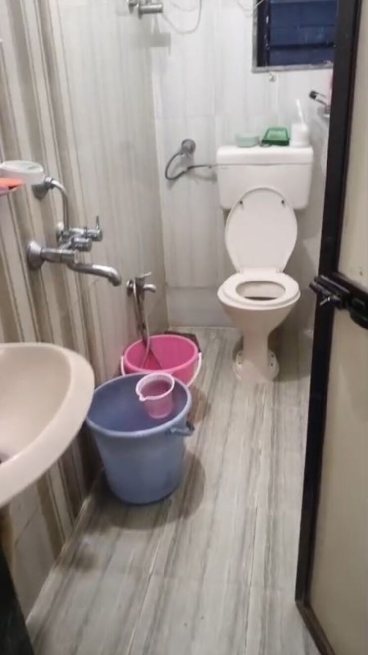 Bathroom, shraddha-infinity 2 Bedroom 600 Sq.Ft. Apartment In Bhandup West Mumbai 9921678