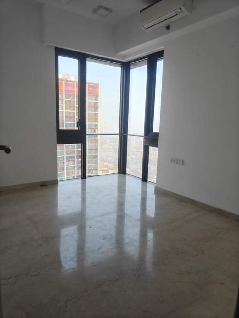 Room, lodha-the-park 3 Bedroom 1098 Sq.Ft. Apartment In Worli Mumbai 9921687