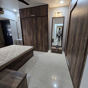 Room in 3 BHK Apartment at Gundecha Builders Heights, Dockyard Colony – for Rent