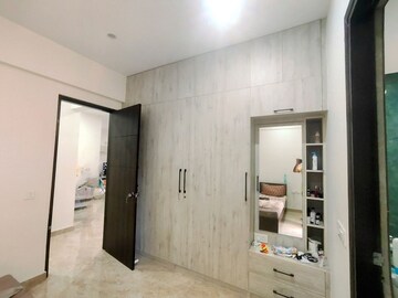 Room in 2 BHK Apartment at Hsr Layout – for Rent