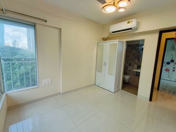 Room in 3 BHK Apartment at Dhoot Sky Residency New Sonali CHSL, Malad West – for Rent