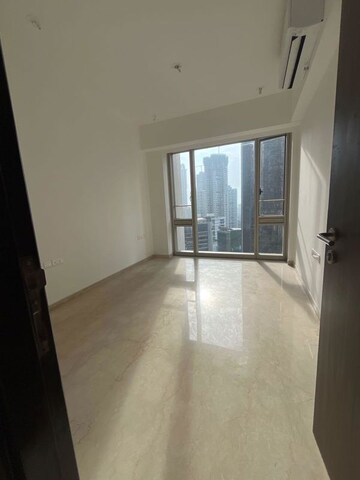 Room in 3 BHK Apartment at Lodha Kiara, Worli – for Sale