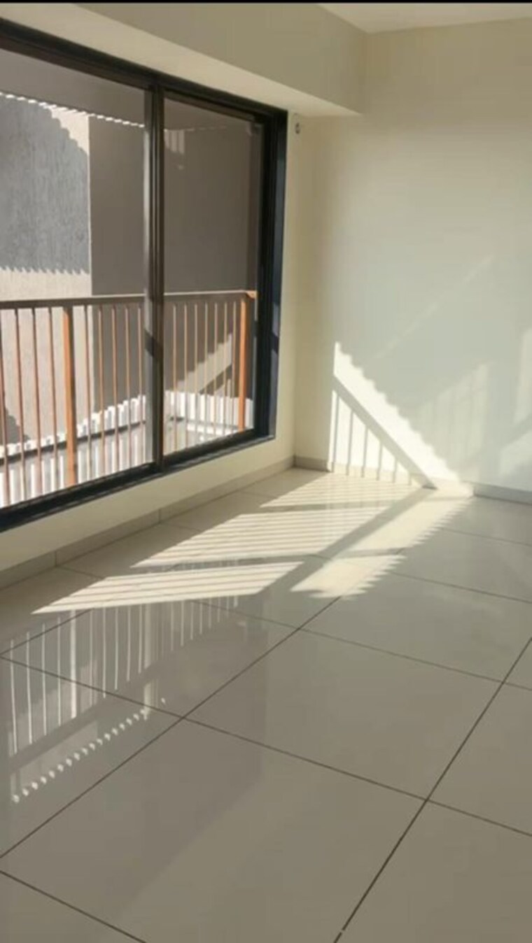 Balcony, goregaon-west-view-chs 2 Bedroom 650 Sq.Ft. Apartment In Goregaon West Mumbai 9921708