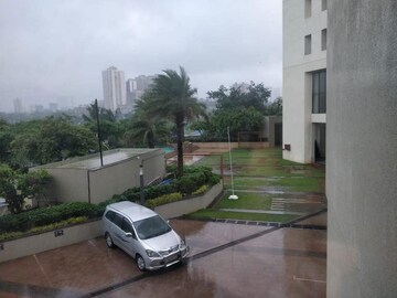 Parking in 2 BHK Apartment at Raheja Canary Heights, Goregaon East – for Rent