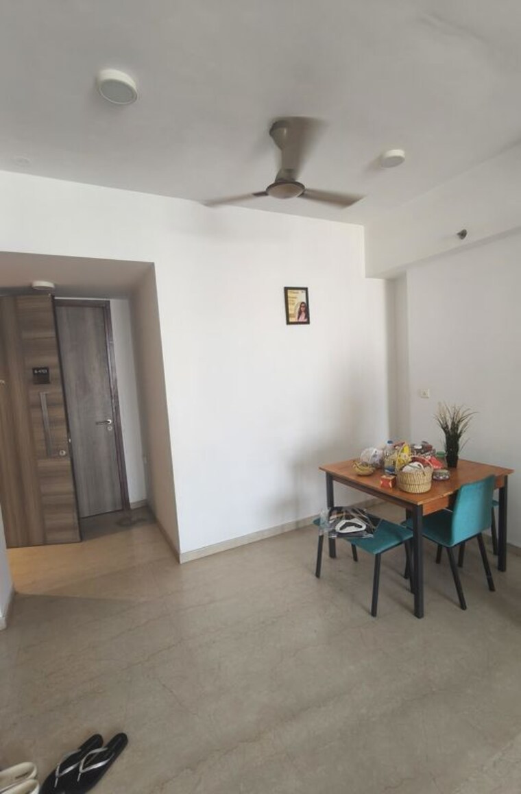 Living Room, lodha-the-park 3 Bedroom 900 Sq.Ft. Apartment In Worli Mumbai 9921721