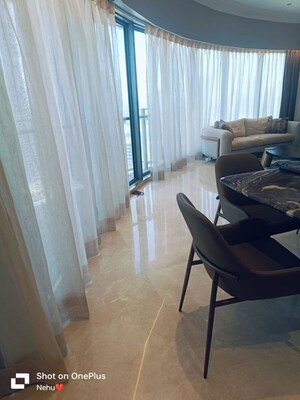 Room in 3 BHK Apartment at Lodha World View, Worli – for Sale