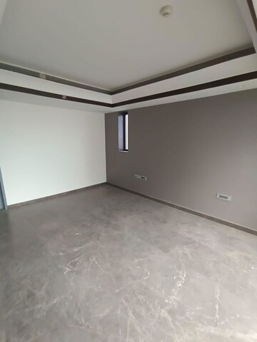 Room in 3 BHK Apartment at Lodha Trump Tower, Worli – for Sale