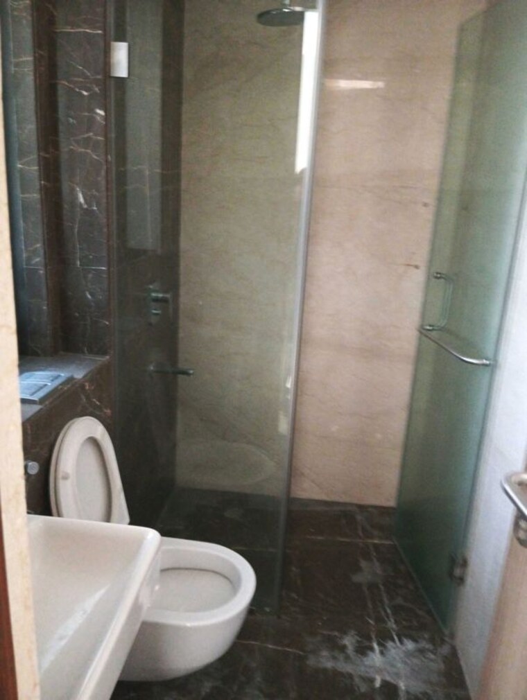 Bathroom, lodha-the-park 3 Bedroom 1009 Sq.Ft. Apartment In Worli Mumbai 9921741