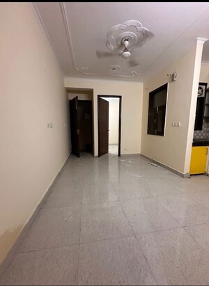 Room in 2 BHK Builder Floor at CRS Pratham, Rajpur – for Rent