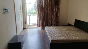 Building Lobby in 6 BHK Villa at RWA Apartments Sector 41, Sector 41 – for Sale