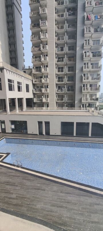 2 BHK Apartment For Rent in Pareena Micasa, Sector 68