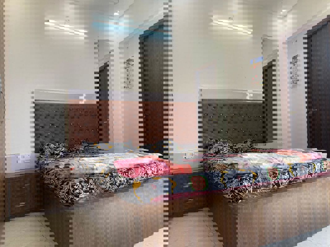 2 BHK + Extra Room Apartment For Rent in Gomti Nagar