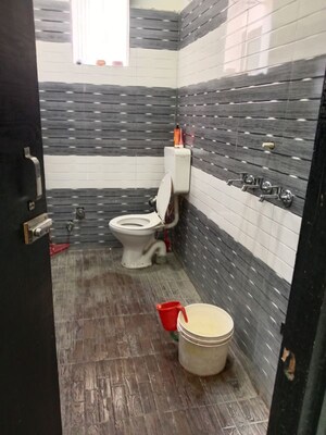 Attached Bathroom in 1.5 BHK Builder Floor at Huda – for Rent