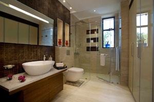 Building Lobby in 4 BHK Apartment at Ambience Creacions, Sector 22 – for Sale