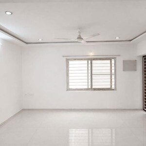 Room in 3 BHK Builder Floor at Madhapur – for Rent