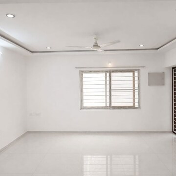 Room in 3 BHK Builder Floor at Madhapur – for Rent