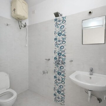 Bathroom in 3 BHK Builder Floor at Madhapur – for Rent